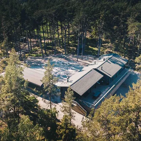 Jumo Villa